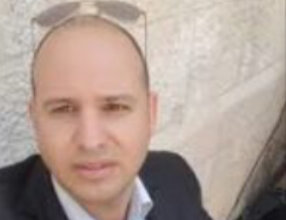 اليشع كيمون